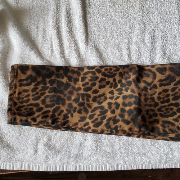 H&M  Animal Print Jeans Size 8 - Picture 7 of 7